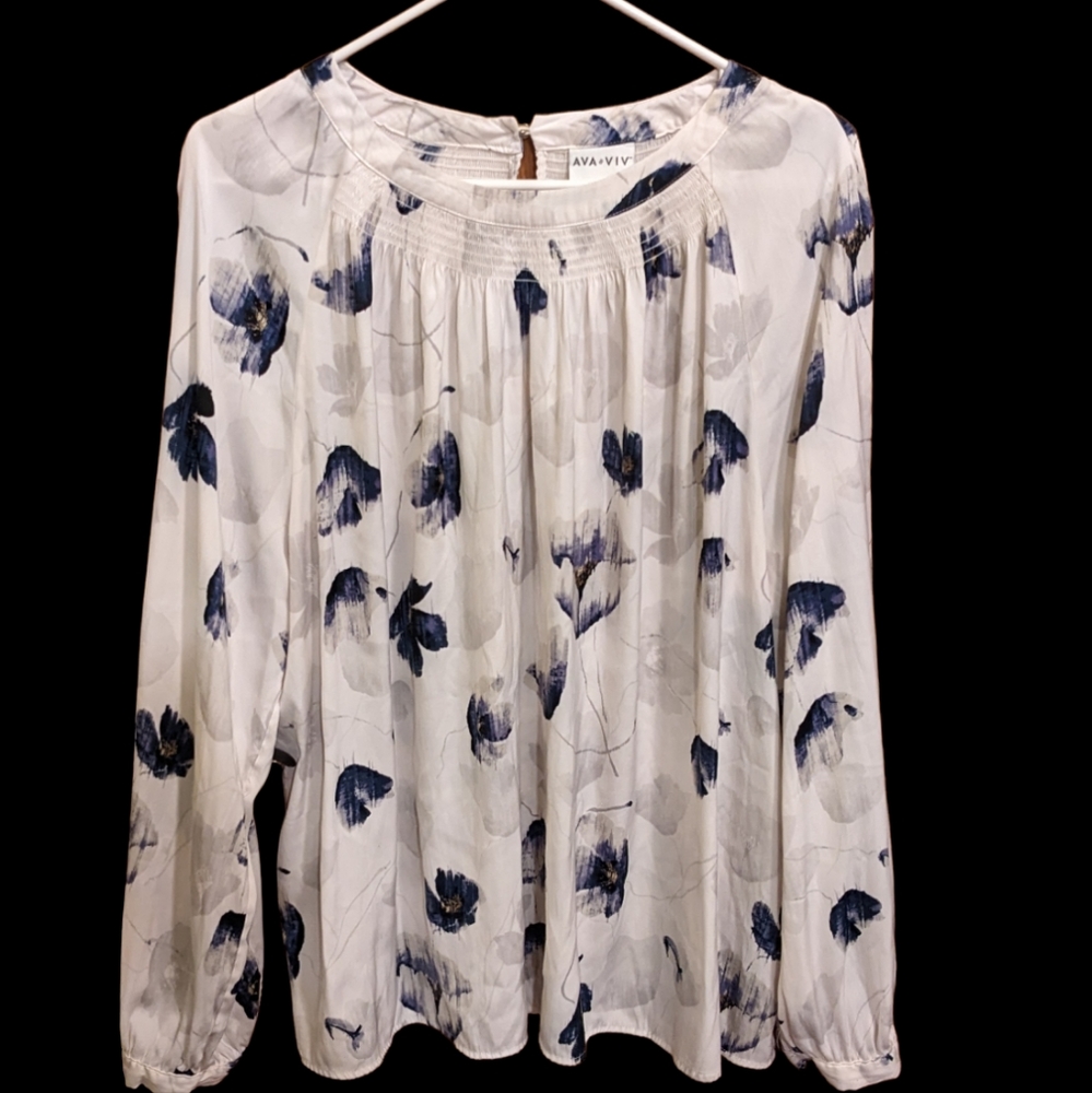 AVA & LIV Plus size top